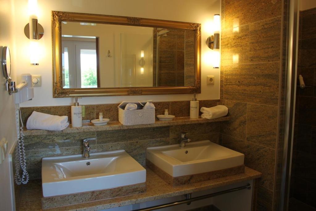 Hotel Al Faro Lodge Am See Podersdorf am See Exterior foto